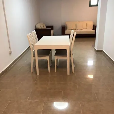 Modern With Parking And Private Pool