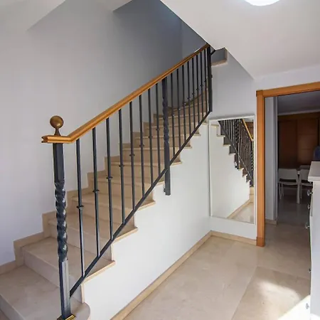 Modern With Parking And Private Pool *